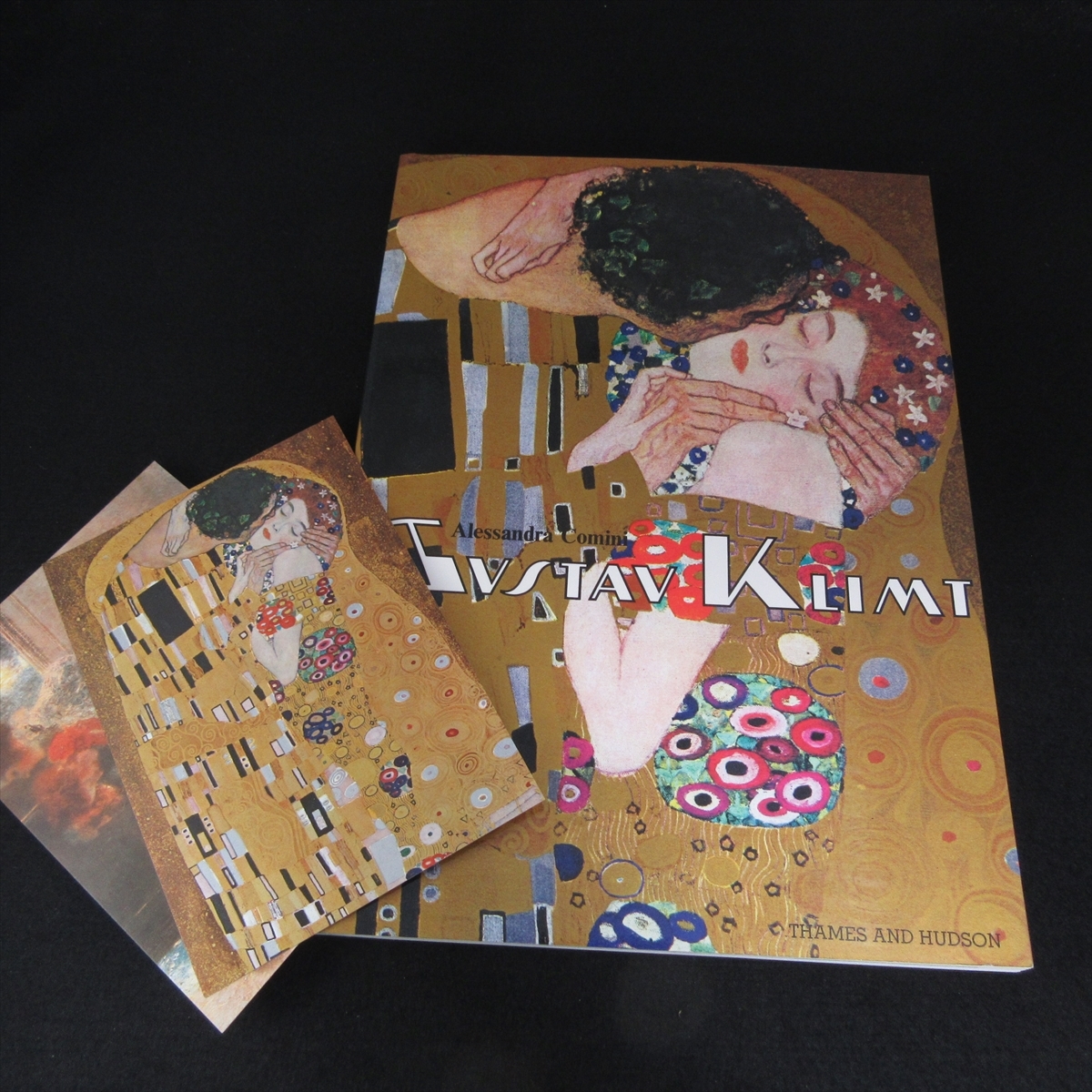 ポストカード2枚付 グスタフ クリムト 洋書 GUSTAV KLIMT 送170円 124作品 ダナエ 接吻など代表作カラー48作品 画集 解説 英語(画集)|売買されたオークション情報、yahooの商品情報をアーカイブ公開 - オークファン(aucfan.com) ポストカード2枚付 グスタフ クリムト 洋書 GUSTAV KLIMT 送170円 124作品 ダナエ 接吻など代表作カラー48作品 画集 解説 英語(画集)|売買されたオークション情報、yahooの商品情報をアーカイブ公開 - オークファン(aucfan.com)