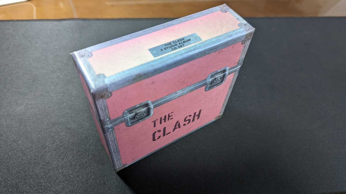 The clash クラッシュ 5 studio album CD Set 輸入盤 Box London Calling Combat Rock Sandinista Give Em Enough Rope 88883704782