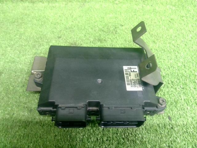 ワゴンＲ UA-MH21S MH22S エンジンコンピューター ECU K6AT Z2S 33920-58J72_画像1