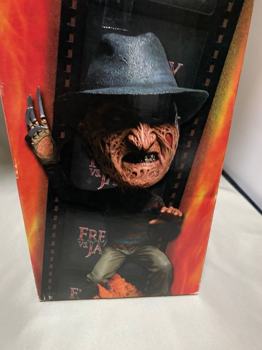 ヘッドノッカー ジェイソン&フレディ2体セット NECA 映画「フレディVSジェイソン」のヘッドノッカー 2体セット