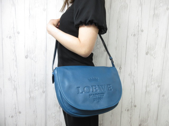 Yahoo!オークション - 極美品 LOEWE ロエベ ヘリテージ Yahoo!オークション - 極美品 LOEWE ロエベ ヘリテージ