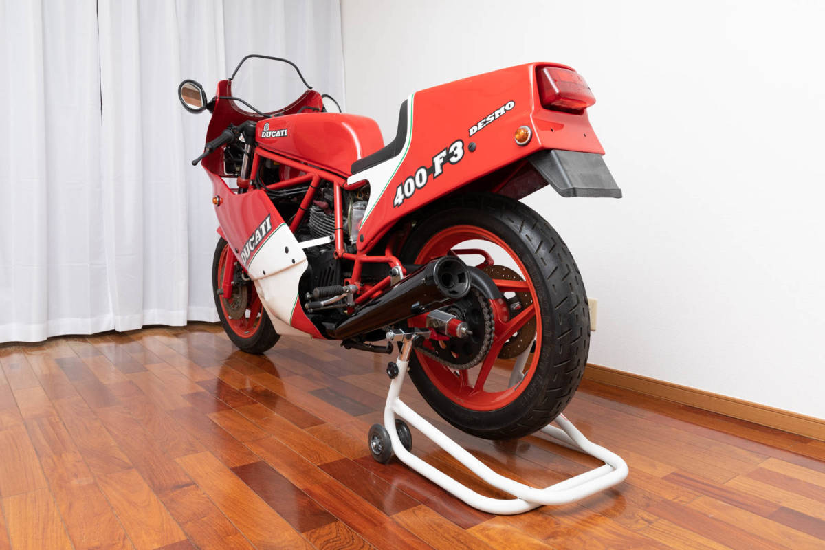 【最終値下げ】DUCATI 400 F3 パーツ多数あり タンク2個 FCRキャブ オイルクーラー J-TRIPスタンド付き ドゥカティ パンタ F1 900ss 400ss_画像6