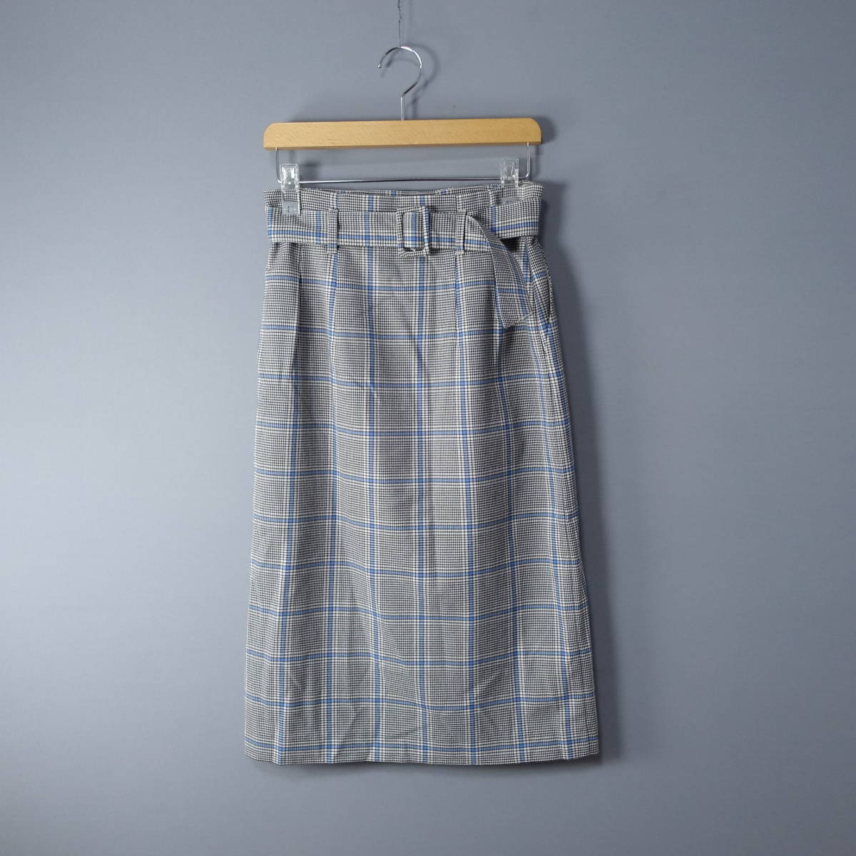 NATURAL BEAUTY BASIC/ Natural Beauty Basic /S/ small of the back string belt attaching / check / skirt / gray / lady's 