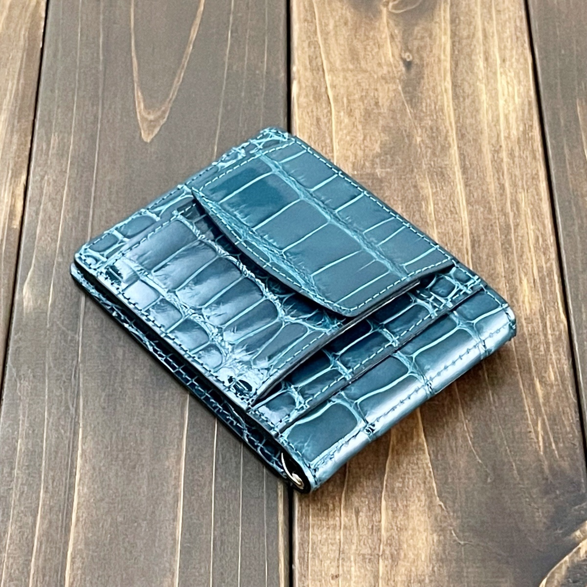 【SALE】アリゲーター ワニ革 無双 マネークリップ ブルー グリーン シャイニング グレージング 加工 財布 艶 革 本革 レザー クロコダイル