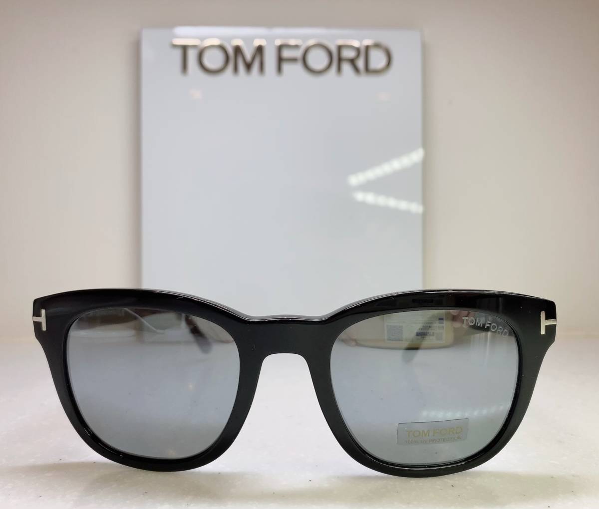 正規品販売! TOMFORD トムフォード 01C メガネ高級メガネ TF676