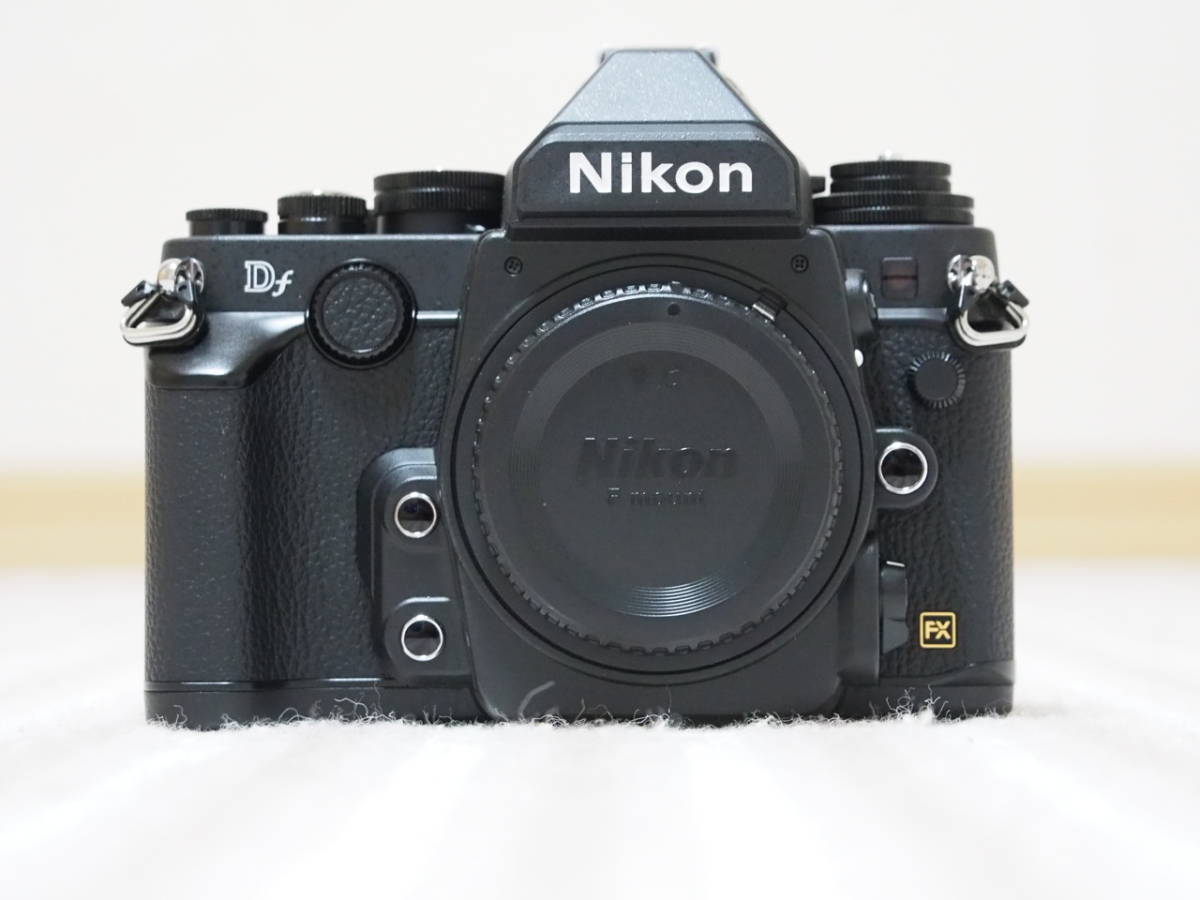 極上品 ショット数わずか1936回 NIKON Df ボディ ブラック デジタル一眼レフ フルサイズ カメラ ニコン_画像2