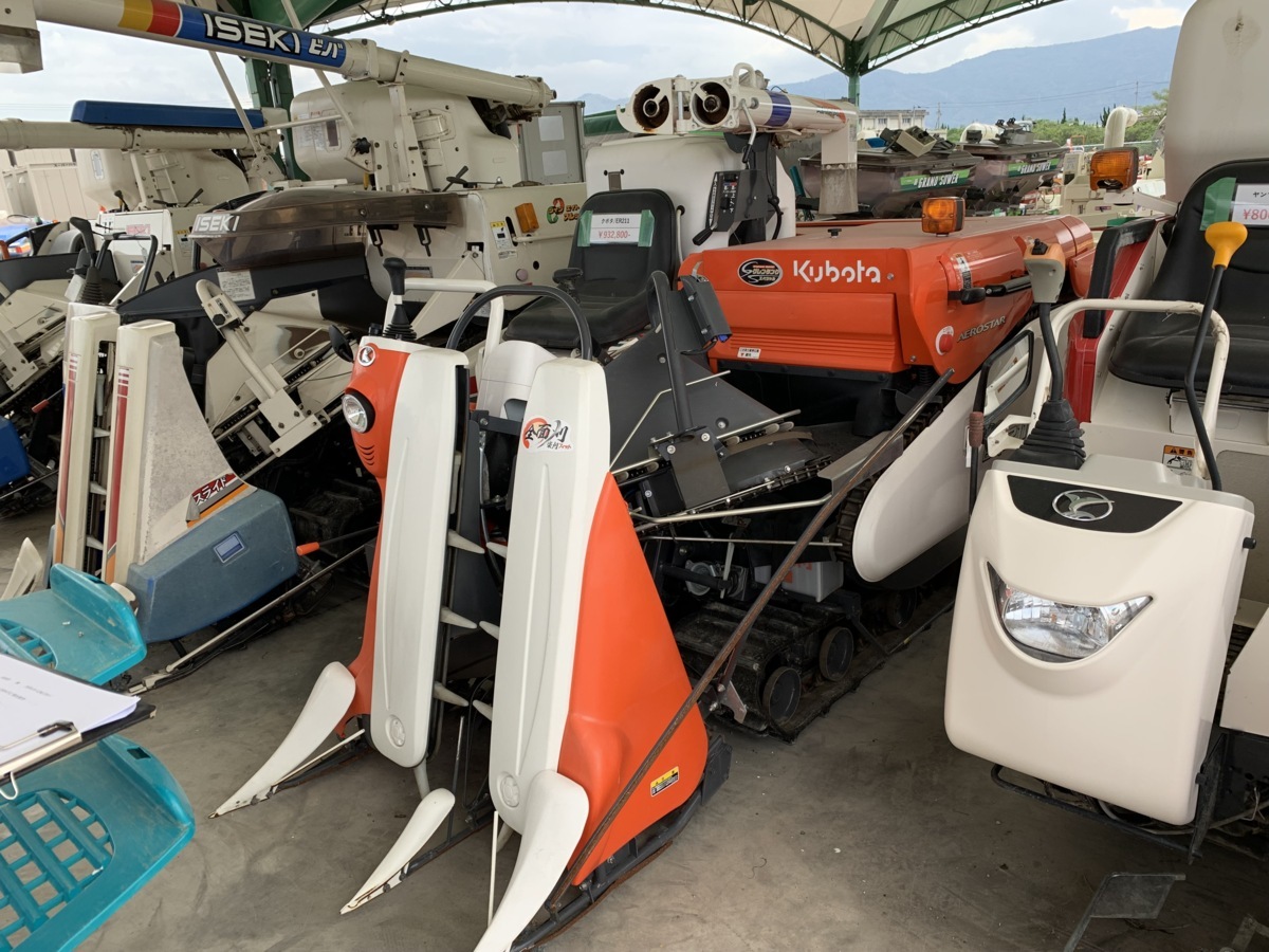 買取り実績  ◆徳島　クボタ　コンバイン　ER211　中古　農機具　あぐり家 車体