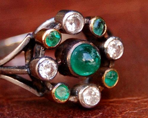  antique emerald diamond 18ct Gold ring 