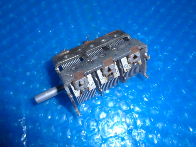 3 ream burr navy blue FT-101ZS disassembly parts Yaesu transceiver for postage 350 jpy 