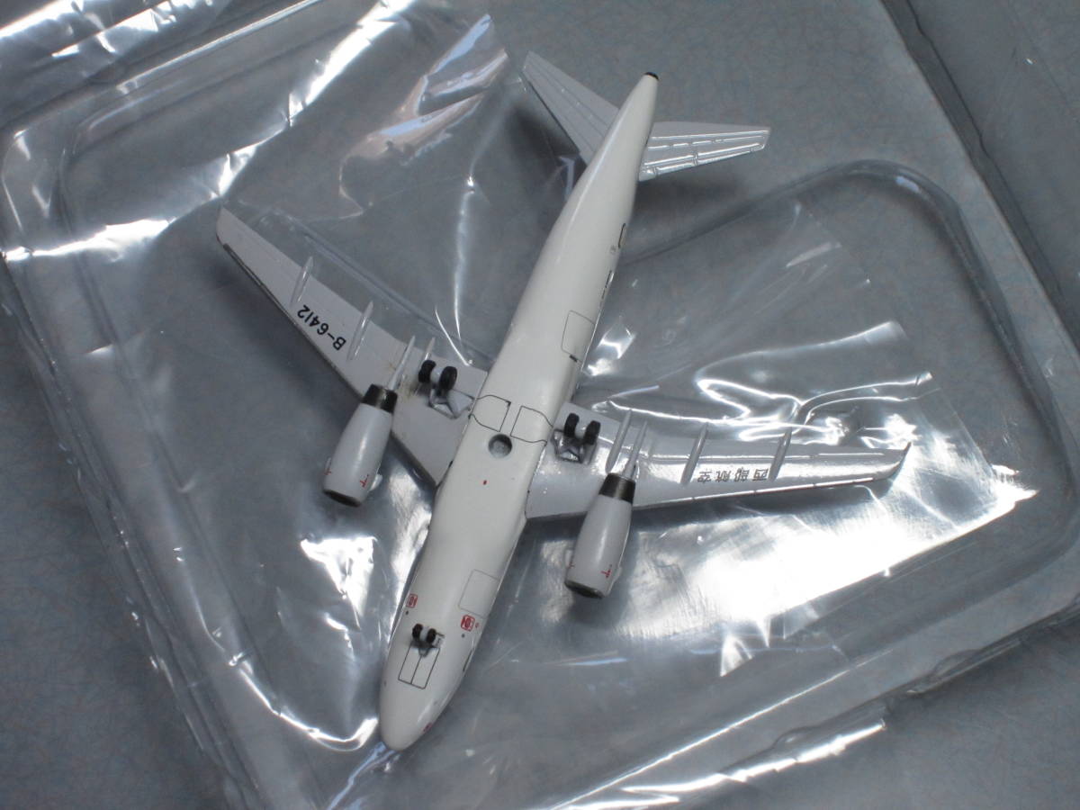 ◆西部航空 [B-6412] ＷＥＳＴ ＡＩＲ◆Aero Classics [1:400]◆Ａ３１９_翼に光沢が異なる部分があります。