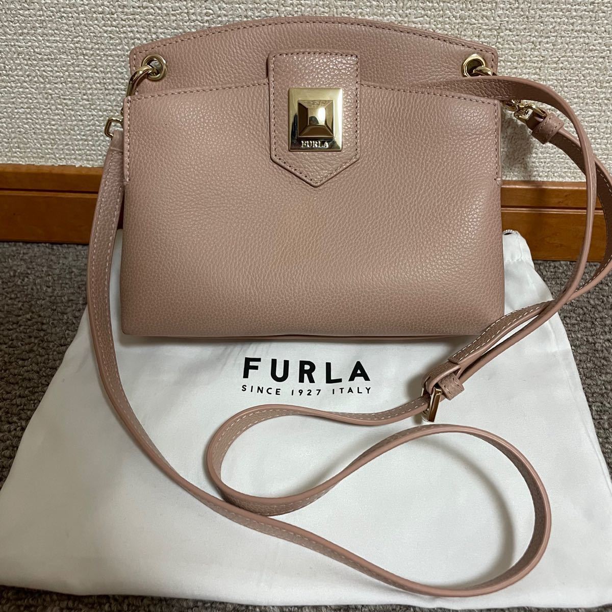 新品未使用】FURLA フルラ ショルダーバッグ レザー 正規品｜PayPayフリマ