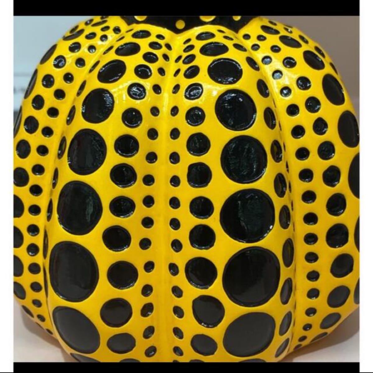 草間彌生】オブジェ 箱付き 新品 / 草間弥生 ペーパーウエイト Moma