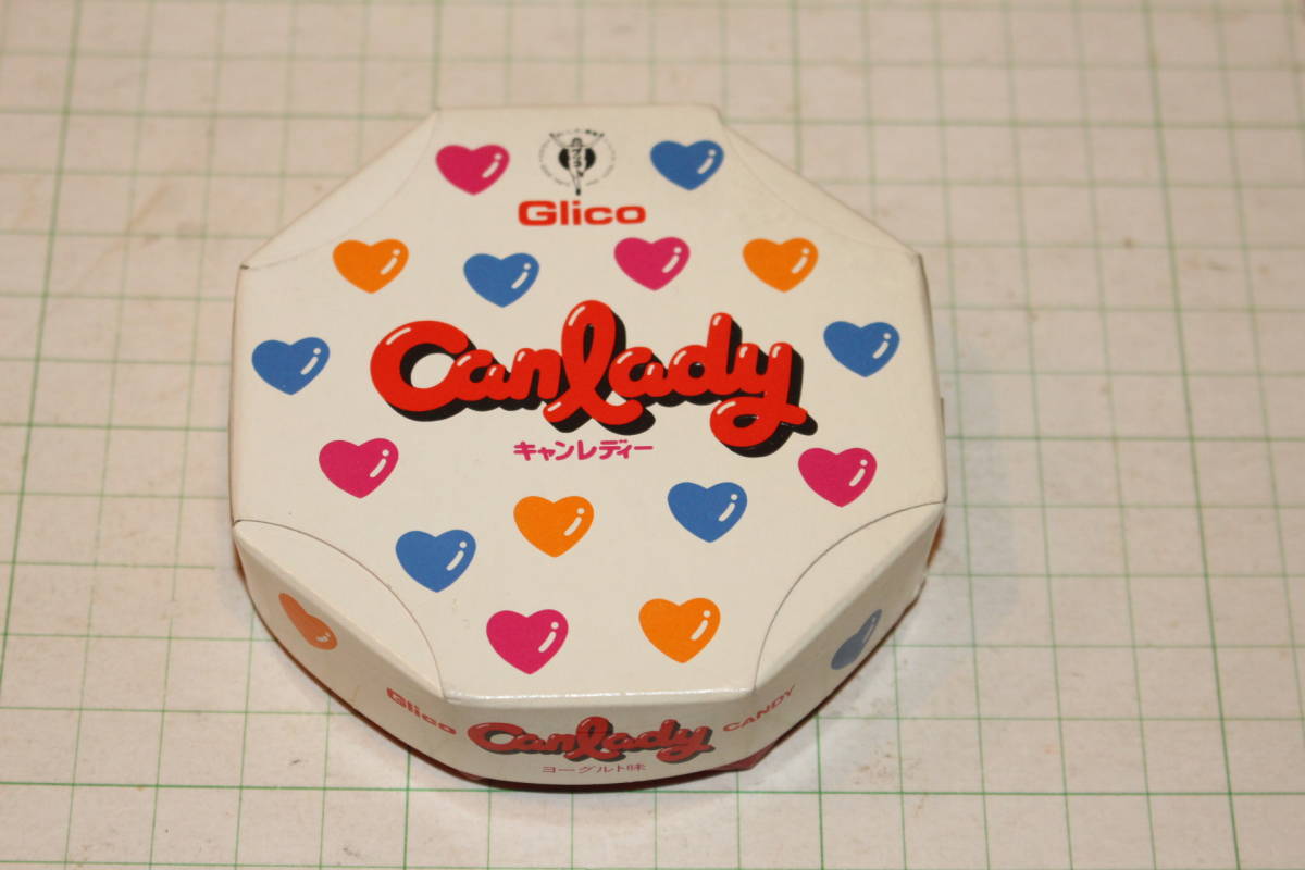 古い！　グリコ Glico　キャンレディー　ヨーグルト味　空箱　パッケージ　カラのケース　（検）ハート型キャンディー/キャンデー/からばこ_画像1
