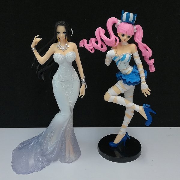 รายละเอียดสินค้าของmR960b [まとめ] ONE PIECE LADY EDGE：WEDDING