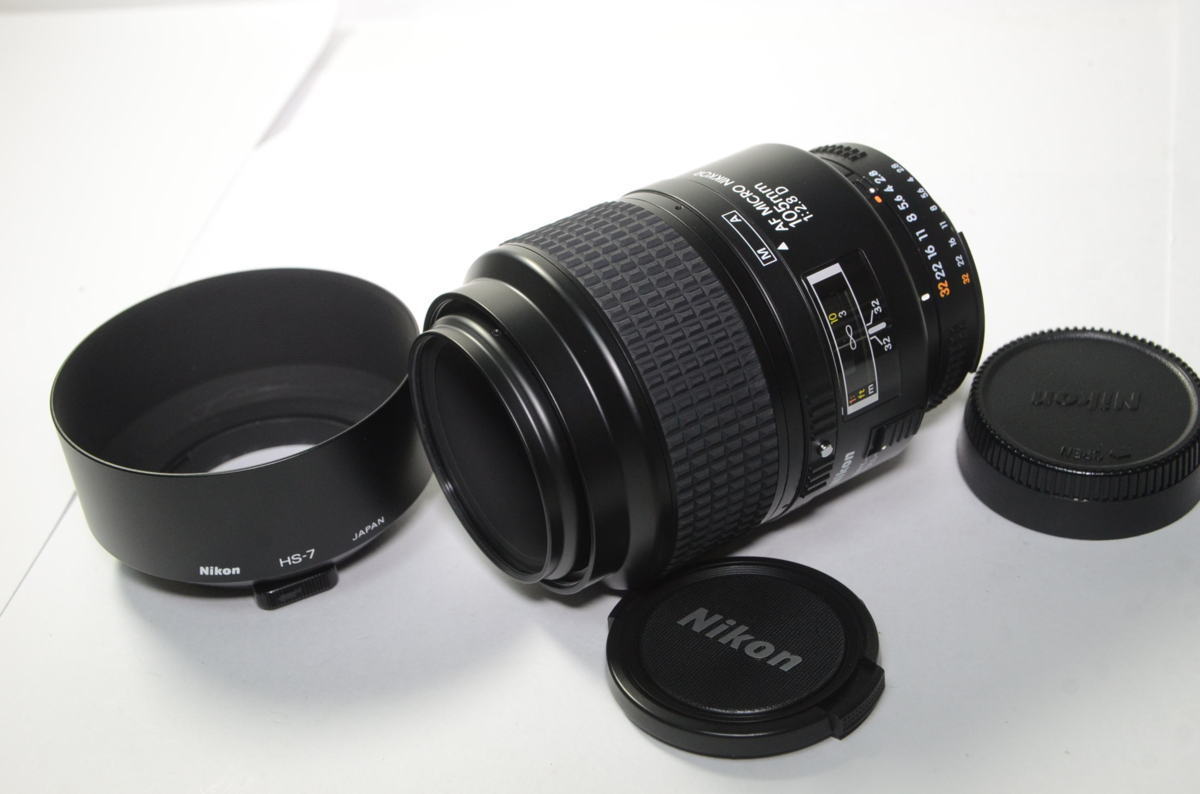 【 美品 フード付 】 Nikon AF MICRO 105mmF2.8D マクロ 等倍接写レンズ [管QS127]