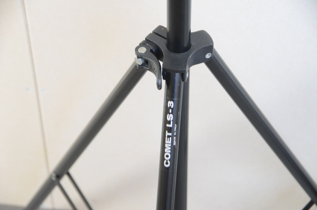 中古】COMET ライトスタンド LS-3 ×2本 アンブレラ N-50 ×2本 写真