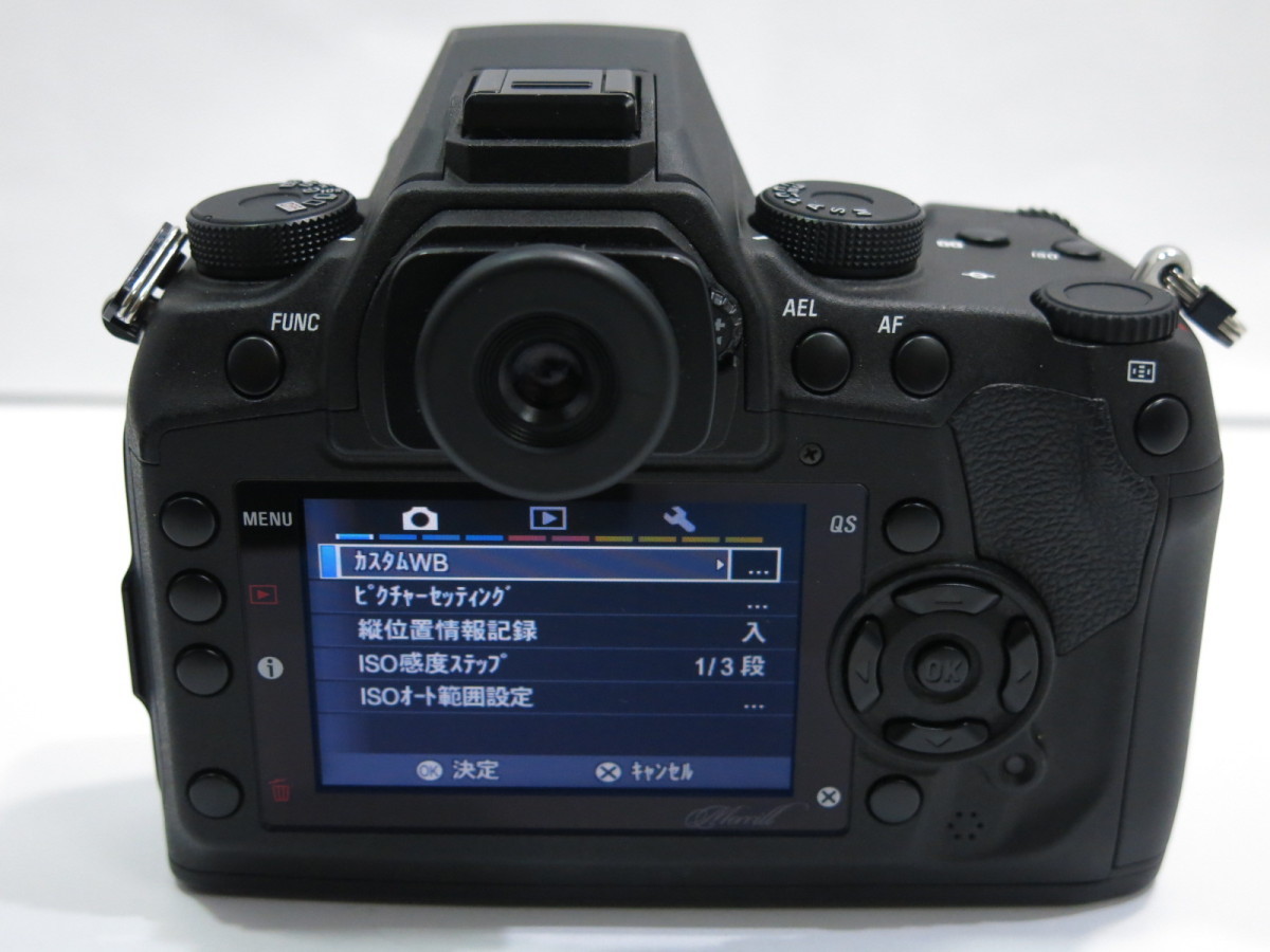 [デジタル一眼レフカメラ] SIGMA SD1 Merrill ボディー バッテリー4本 シグマ [管YM308]_画像8