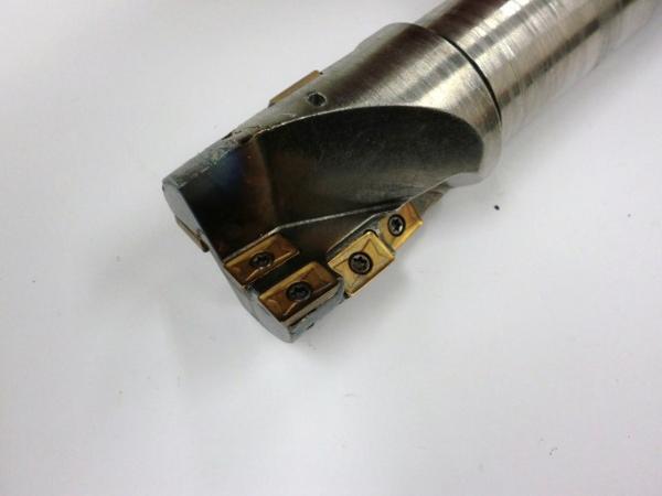 Hurricane Endmill　スローアウェイエンドミル　MEZ40-S32-240　シャンクΦ32　送料無料_画像2