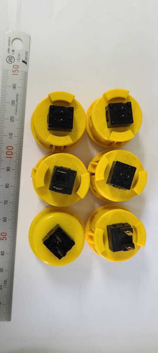 * pushed . button yellow color .ge- used 6 piece 