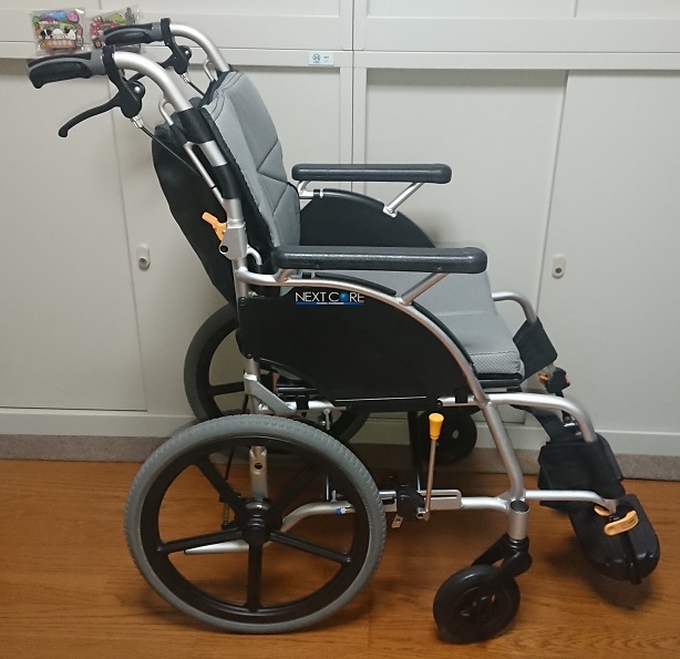 最大98%オフ! Shiori様専用 美品 ネクストコア アジャスト 介助式
