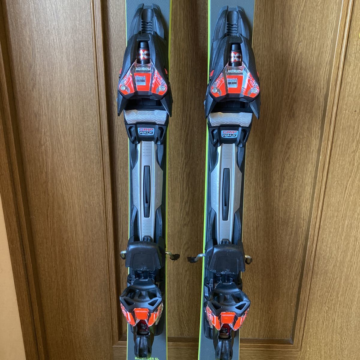 2022 VOLKL RACETIGER フォルクル レースタイガー SL 165 + rMOTION 2