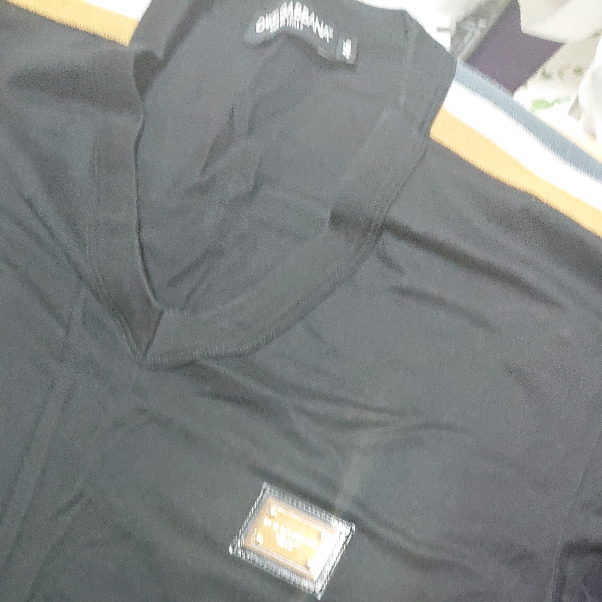 ドルガバ ゴールドプレート サイドライン 高級Tシャツ VネックTシャツ