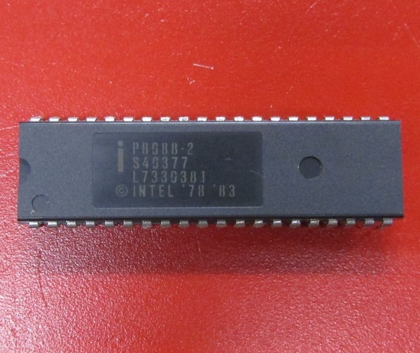 [秘蔵CPU放出741]intel 8088 P8088-2 S40377 L7330381 P-DIP_画像1