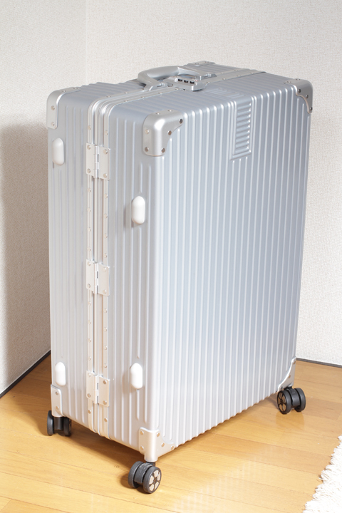 ☆美品 TABITORA タビトラ スーツケース Lサイズ キャリーバッグ アルミフレーム シルバー♪旅行 ゴールデンウイーク 