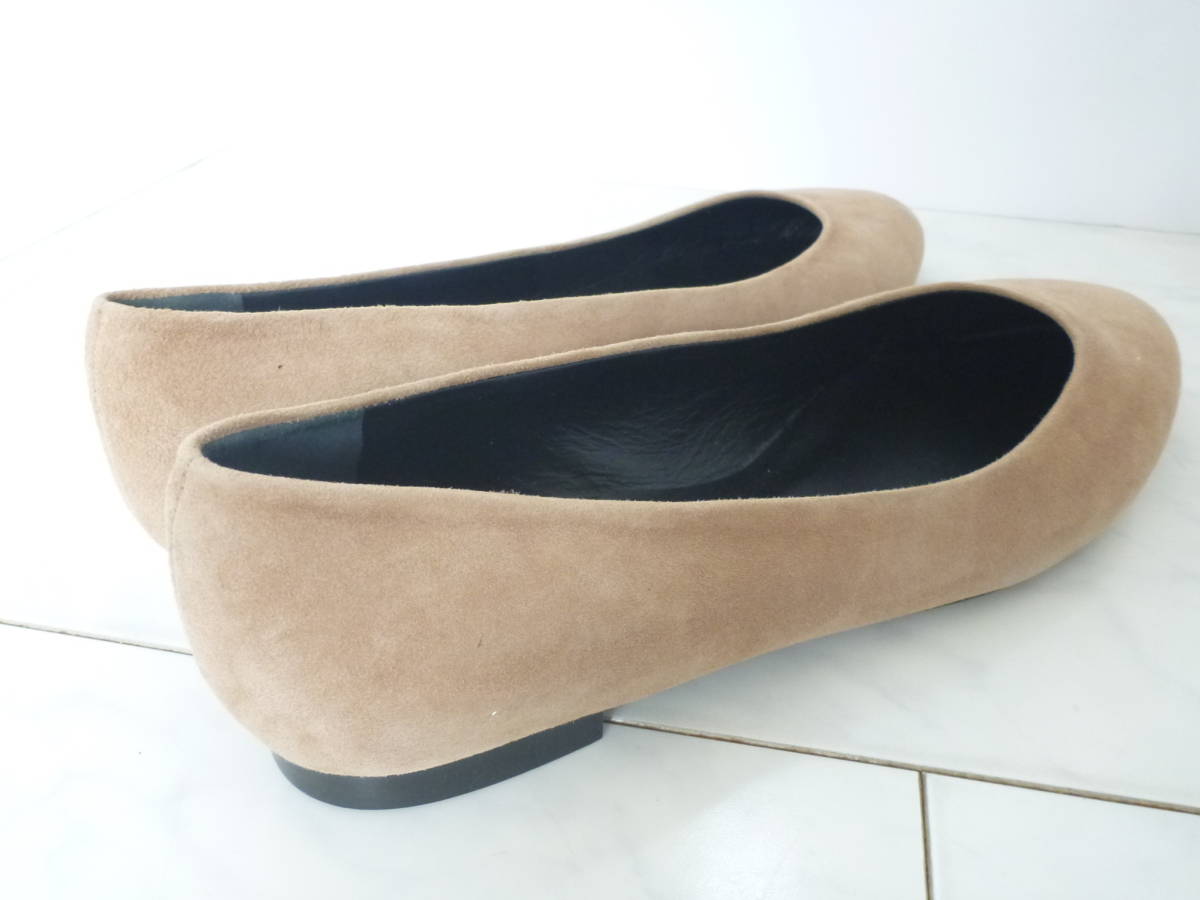 3.5 ten thousand super-beauty goods theory Theory * beige suede flat shoes 38 25