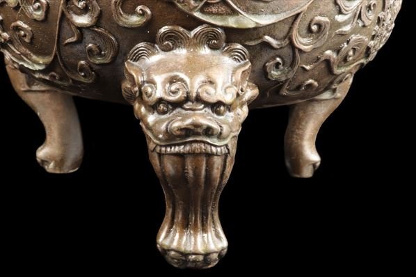 39％割引最新のデザイン 香道具 銅器 大明宣徳年製 獅子 三足香炉 細密 