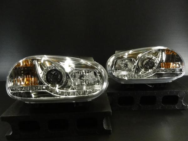 ワーゲン　VW　アウディルック　LED　プロジェクター　ヘッドライト　ヘッドランプ　 ゴルフIV　ゴルフ4　インナーメッキ_画像2