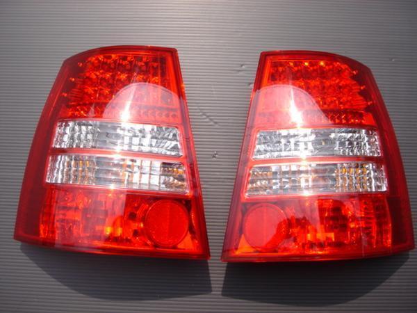 フォルクスワーゲン　ＶＷ　クリスタル　LED　テールライト　テールランプ　 ゴルフワゴン　4　IV　2000～2006ｙ　レッド／クリア