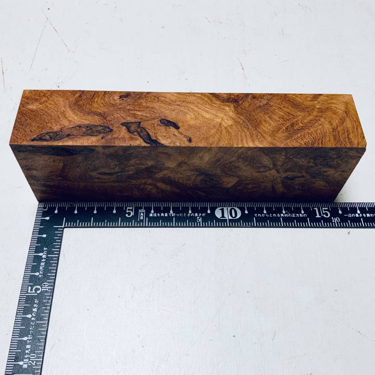 大川市 ふるさと納税 ムウ 花梨材 木製ボールペン ゴールド金具 ファクトリー パトリオット 瘤杢虎目 トラメ 大川市 ふるさと納税 ムウ 花梨材 木製ボールペン ゴールド金具 ファクトリー パトリオット 瘤杢虎目 トラメ