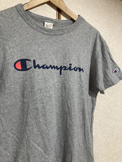 ★【Champion：チャンピオン】無地 ロゴ 半袖Tシャツ 定番 男女兼用 sizeS/ヘザーグレー_画像2
