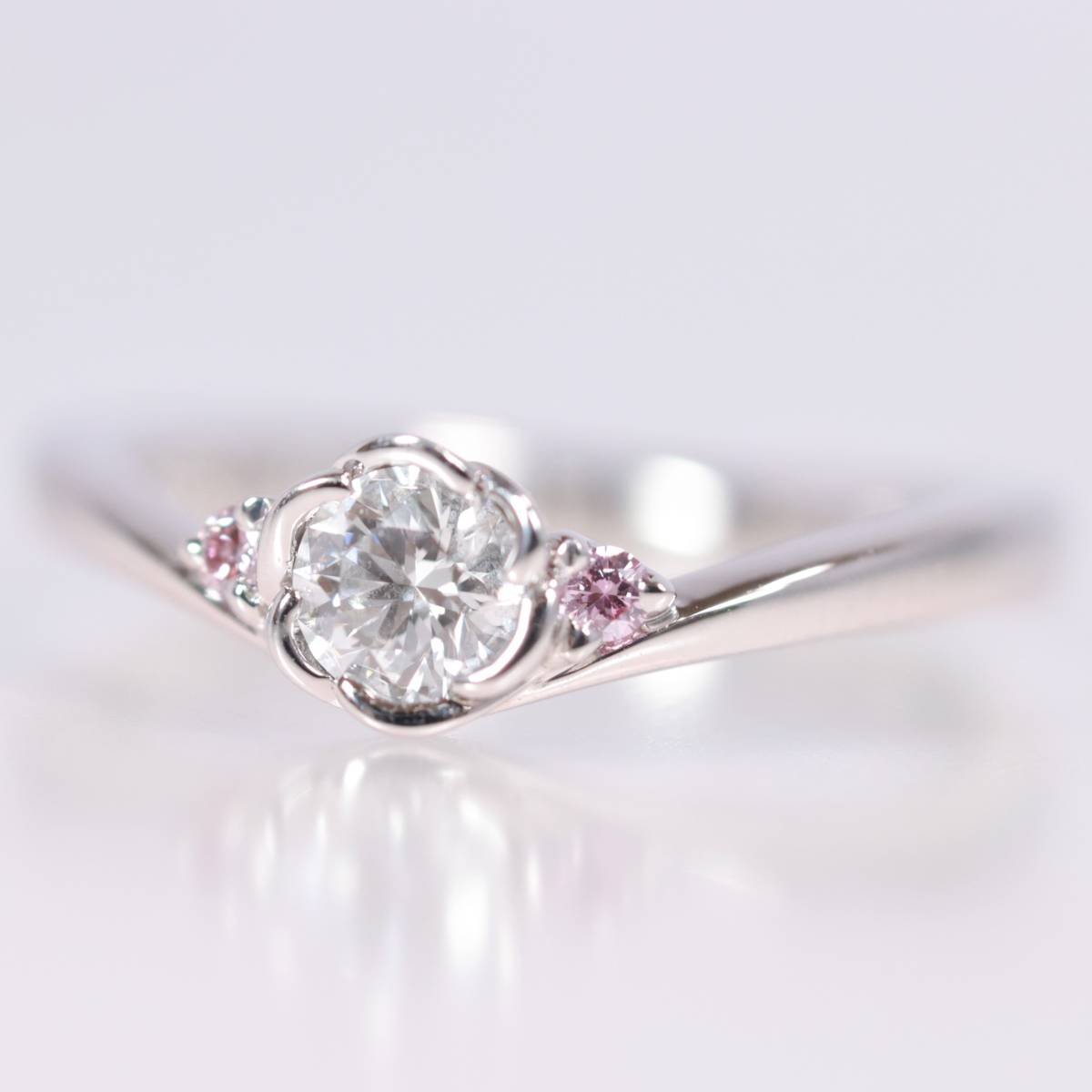 Pt900 トレセンテ フローラ ダイヤモンド 0 226ct ピンク Pt900 トレセンテ フローラ ダイヤモンド 0 226ct ピンク