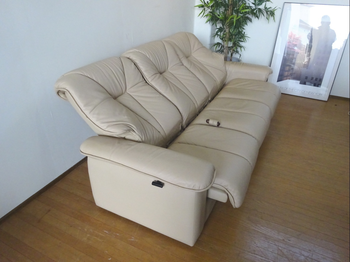 osk031118】 展示品 富士ファニチャー リクライニング ソファ 3人