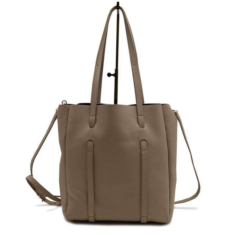 ☆ 【中古】 バレンシアガ エブリデイトート 【BALENCIAGA】 489813