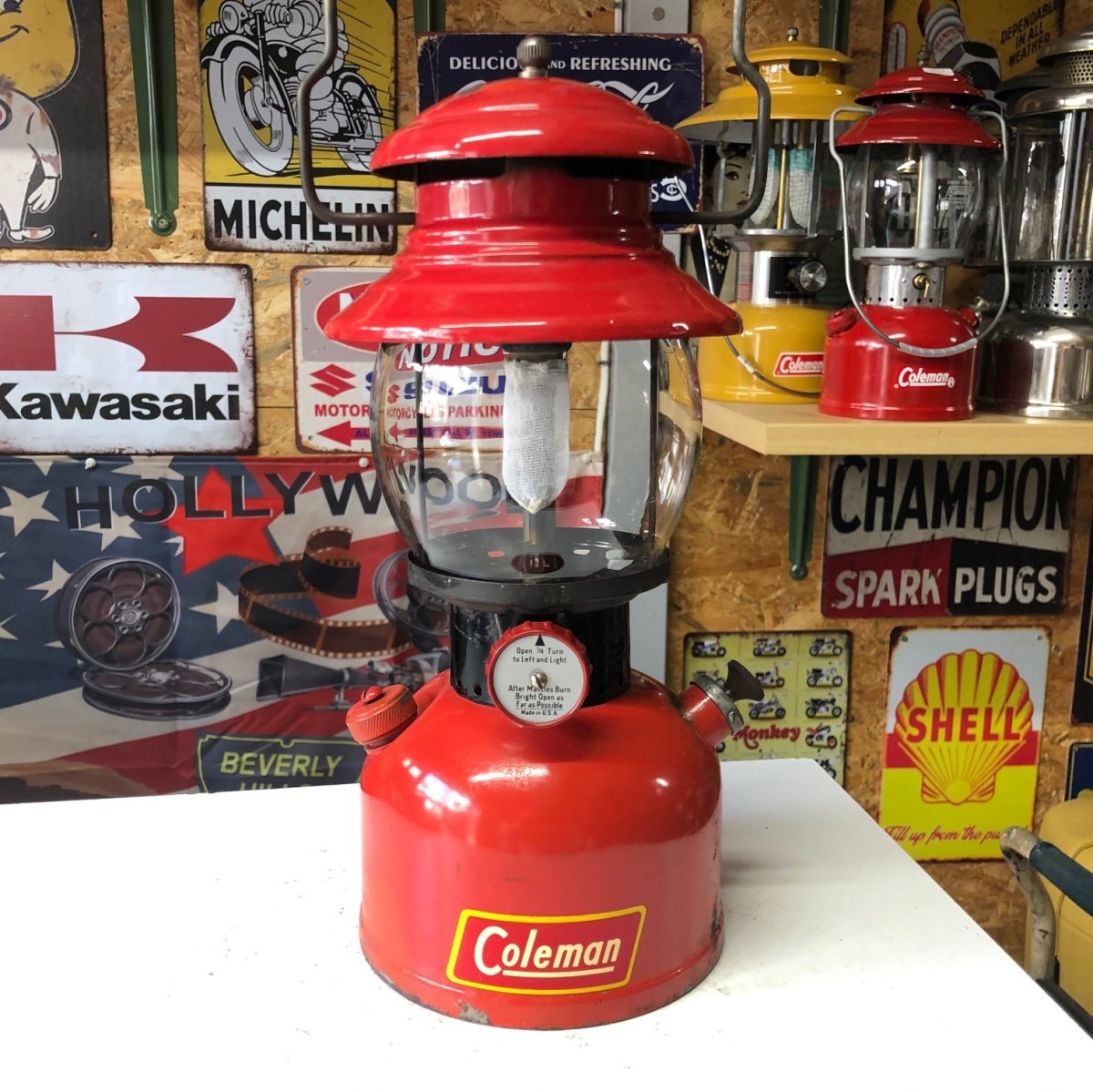 コールマンランタン200Aブラックバンドパイレックス1952年6月製