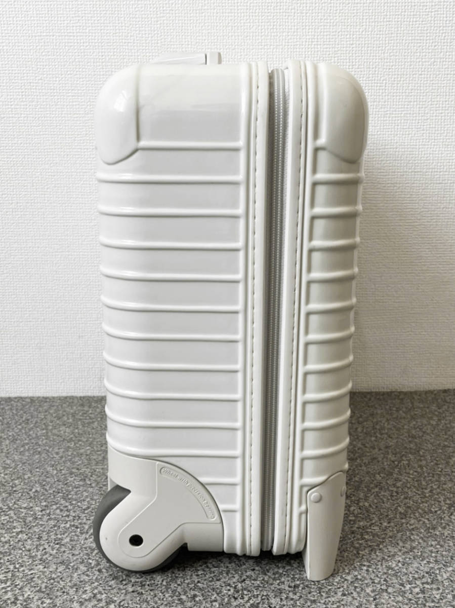 入荷中 リモワ ユナイテッドアローズ 別注 トローリー23L 2輪