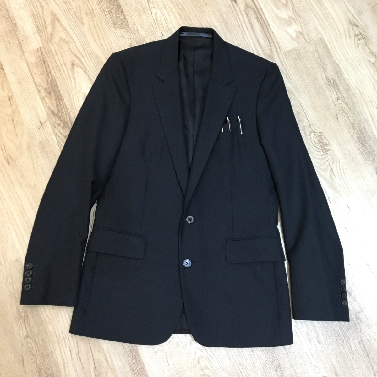 希少レア 極美品 クリスヴァンアッシュ ウール テーラードジャケット サイズ46 ブラック メンズ イタリア製 質屋の質セブン_画像2