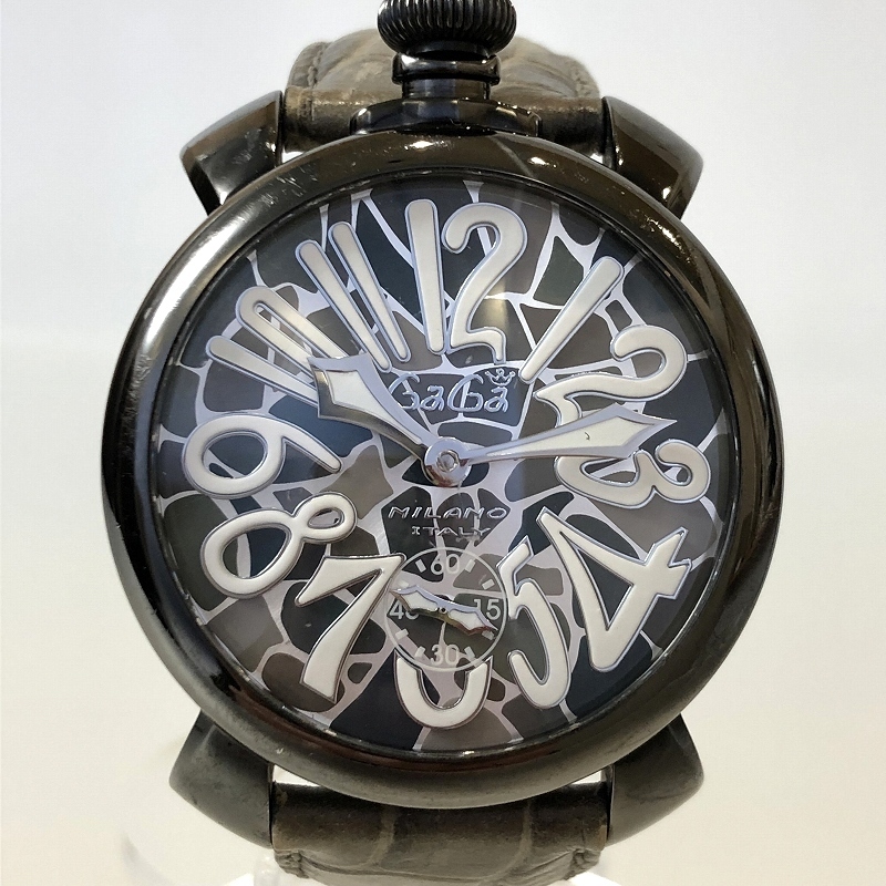 限定品！極美品 定価15万円 ガガミラノ マニュアーレ48 手巻き 腕時計