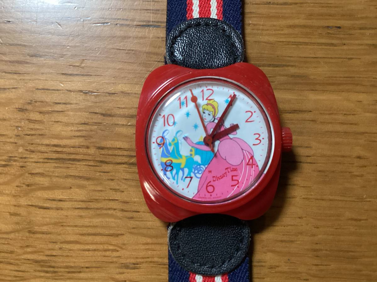ディズニー シンデレラ ビンテージ 子供用 腕時計 ジャンク品 約50年前 アンティーク ディズニー 売買されたオークション情報 Yahooの商品情報をアーカイブ公開 オークファン Aucfan Com ディズニー シンデレラ ビンテージ 子供用 腕時計 ジャンク品 約50年前 アンティーク ディズニー 売買されたオークション情報 Yahooの商品情報をアーカイブ公開 オークファン Aucfan Com