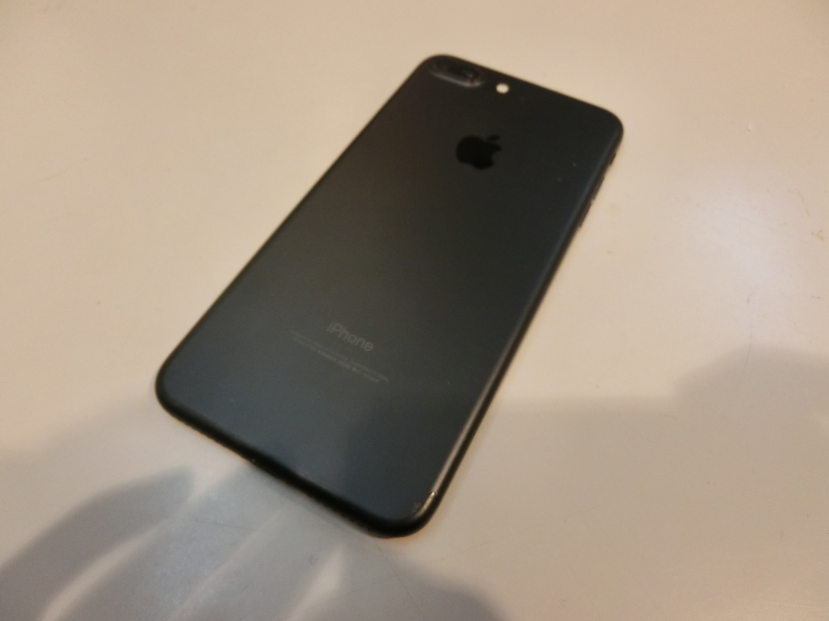 SIMフリー Apple iPhone7 Plus 32GB ブラック 品 本体のみ(iPhone 