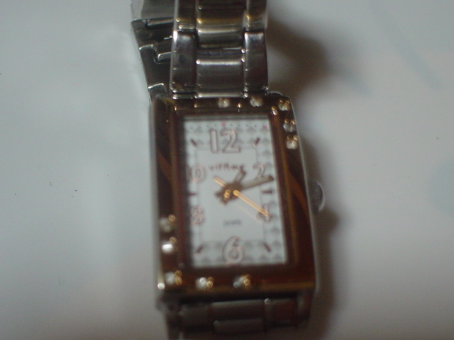 珍品 デザイン VIFFLEUR ３ATM 女性用腕時計 角型の画像1