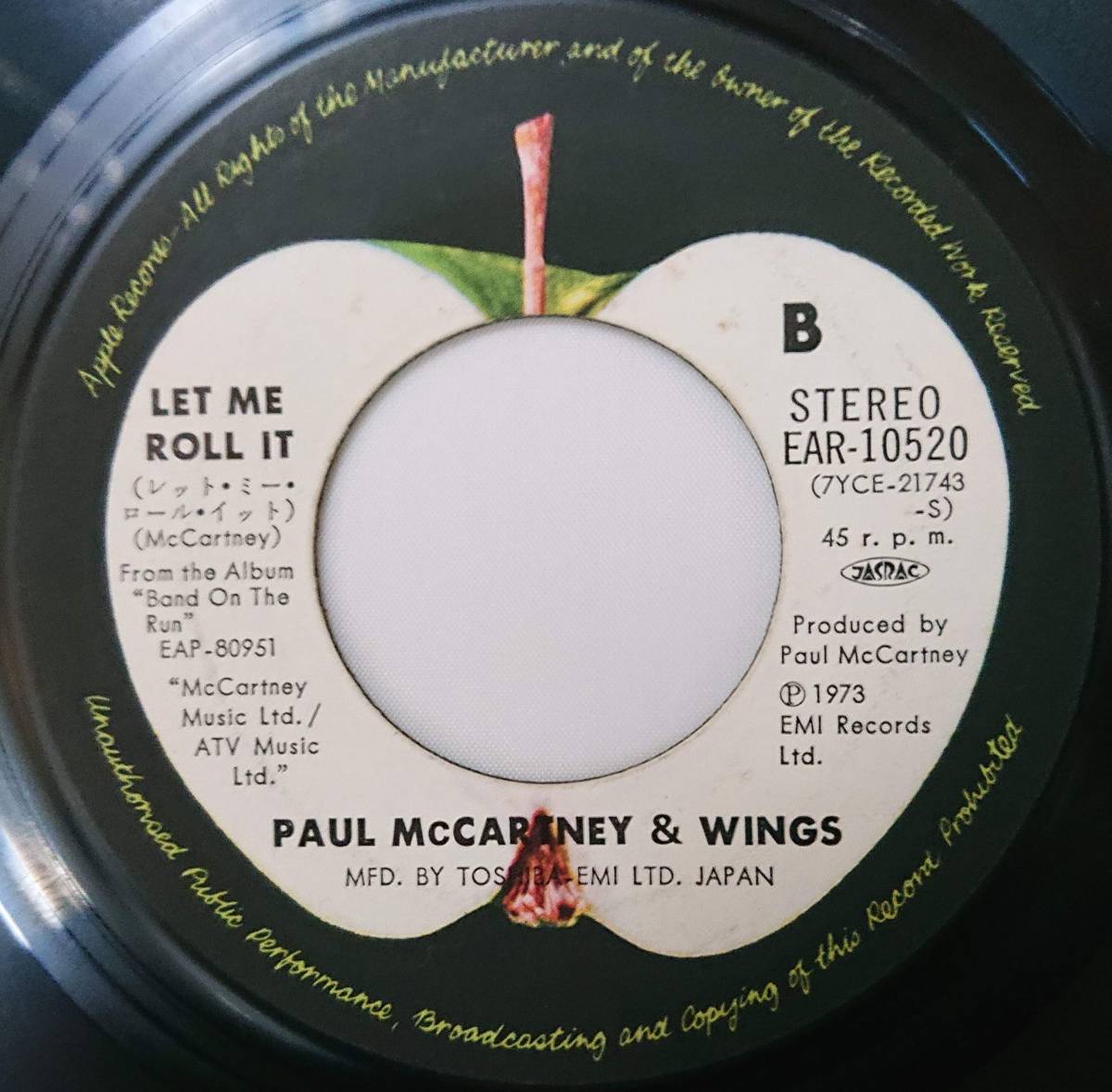 PAUL McCARTNEY & WINGS : JET / LET ME ROLL IT 国内盤 中古 アナログ EPシングルレコード盤 1973年 EAR-10520 M2-KDO-720_画像6