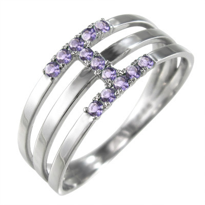 素晴らしい価格 指輪 アメシスト 紫水晶 Pt900 2月誕生石 三連 