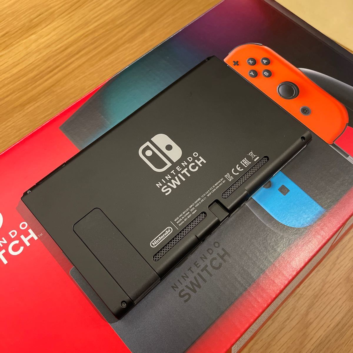 Nintendo Switch ニンテンドースイッチ本体 ネオンブルー ネオンレッド