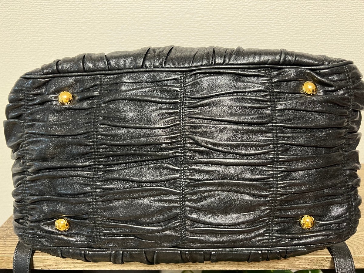 正規品・美品】プラダ PRADA 2WAY プリーツ ギャザー 正規品・美品】プラダ PRADA 2WAY プリーツ ギャザー