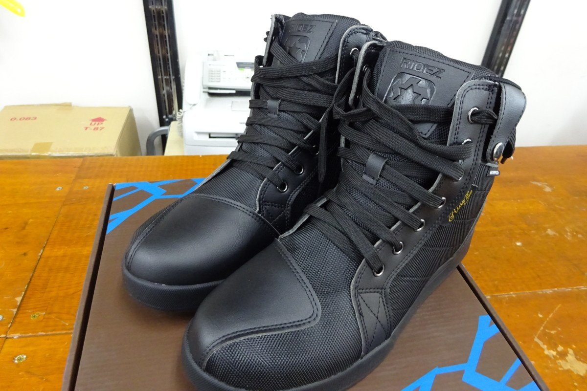 RIDEZ SNEAKERS MOTO-AW　ブラック　27.5ｃｍ_画像1