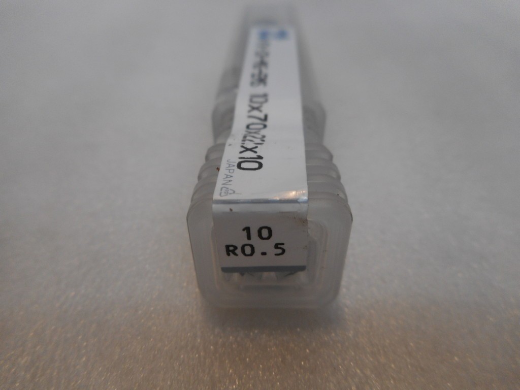 OSG(オーエスジー) 4枚刃 FXコーティング(TiAlN) 超硬エンドミル FX-CR-MG-EMS 刃径10mm(10.0mm)×R0.5×全長70mm×シャンク10mm ショート_画像2